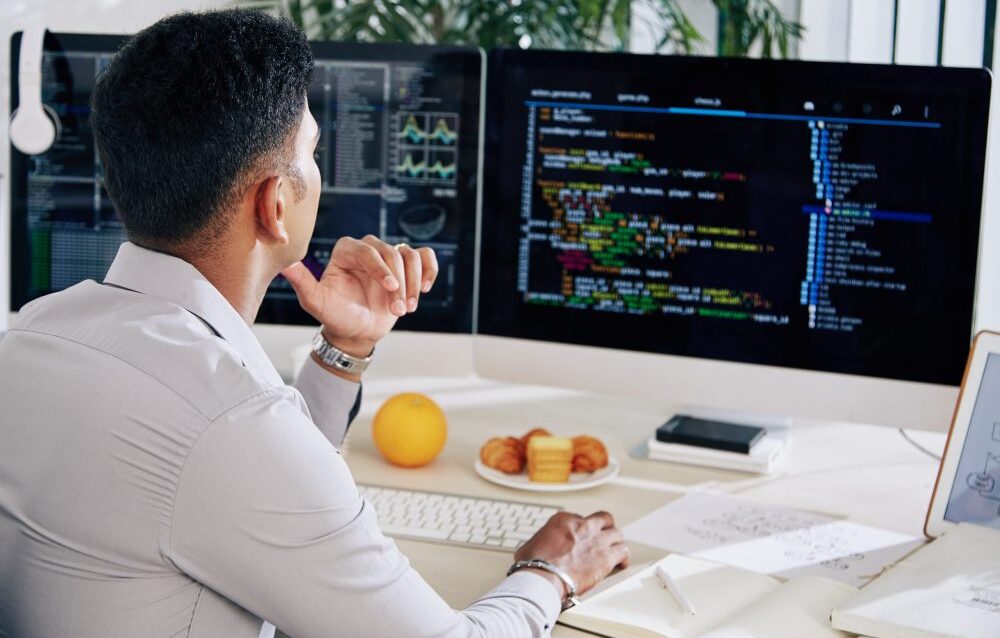 ¿Qué computadora necesitas si quieres programar